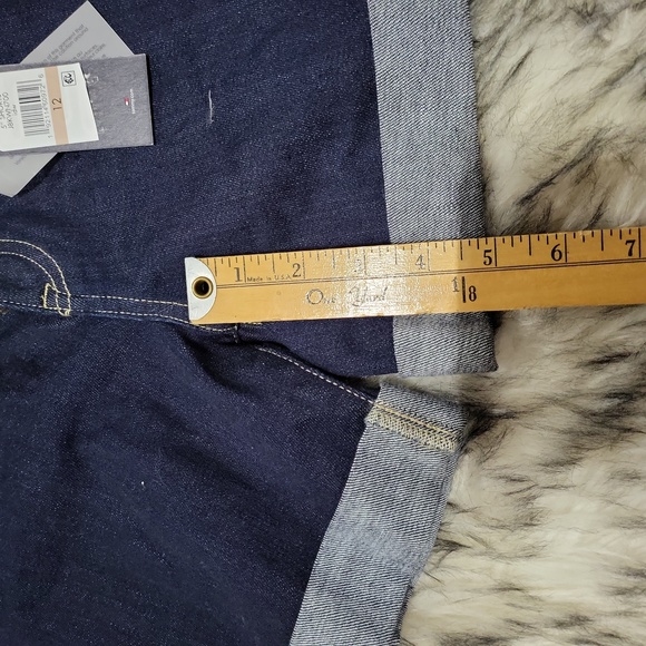 NWT WOMENS TOMMY HILFIGER DEMIN SHORTS SIZE 12 - Picture 6 of 8